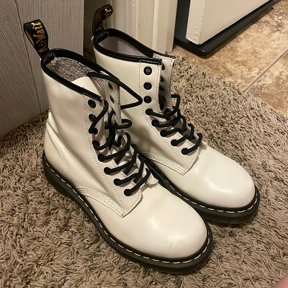 Dr. Martens “the original” leather lace up boots